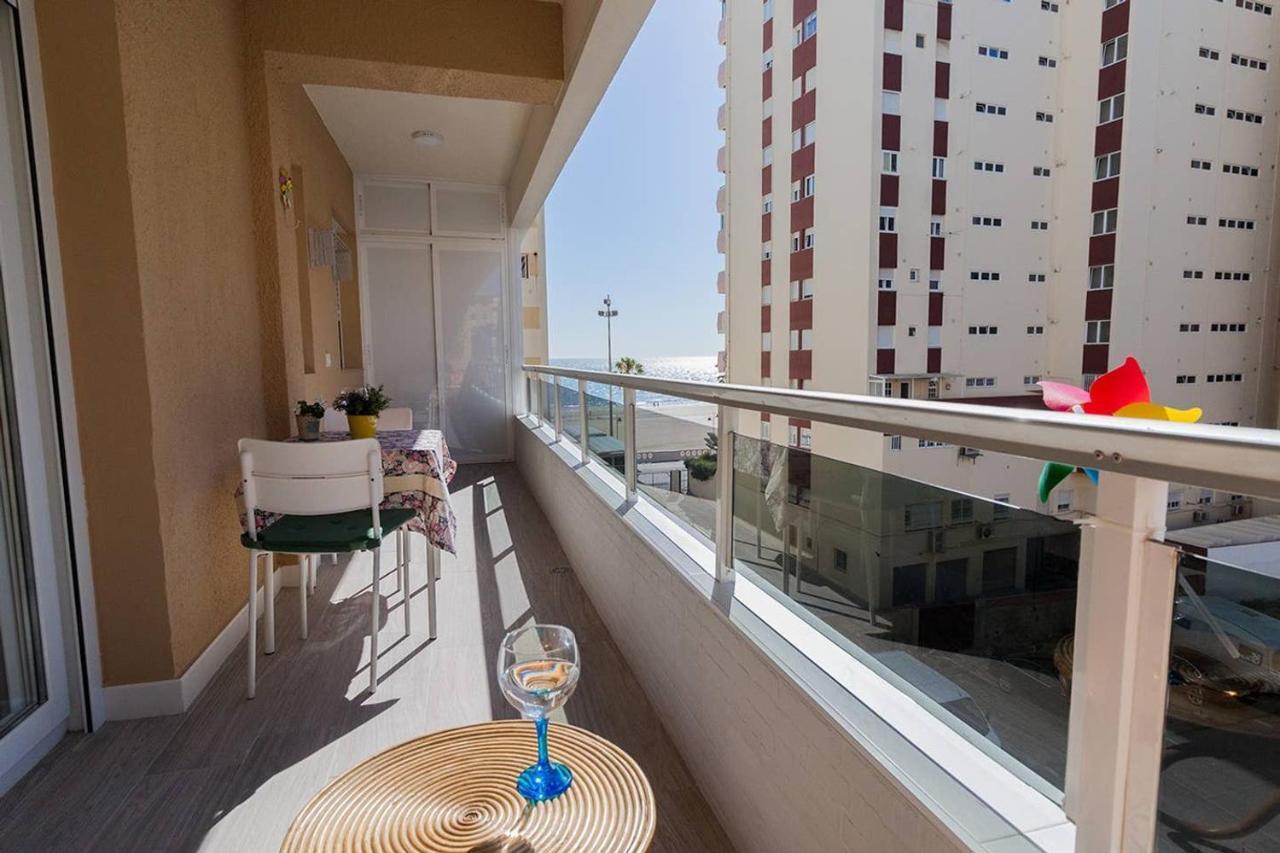 Victoria - Apartamento Playa Cádiz Exterior foto